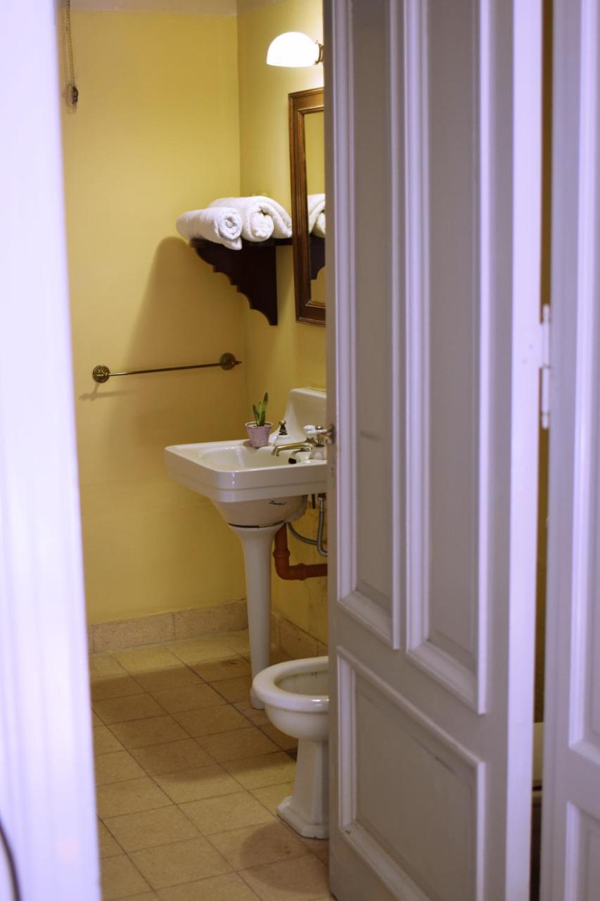 Be King Hostel Росаріо Екстер'єр фото